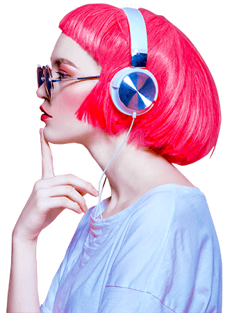 Suchergebnisse-zum-Schlagwort Frau schaut auf das Suchergebniss zum Schlagwort